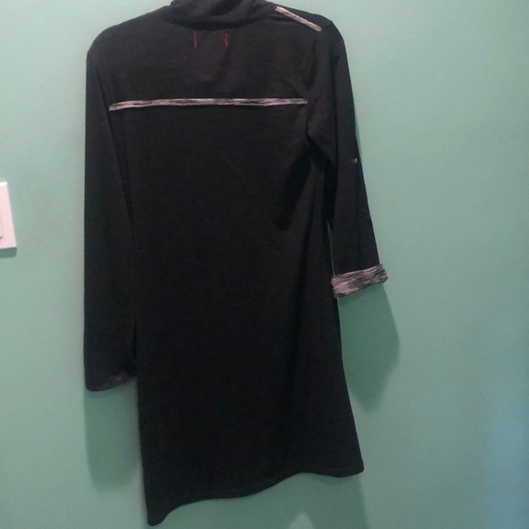 Dress - Picture 4 of 6